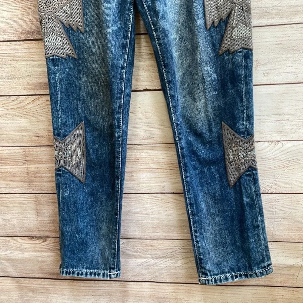‎MISS ME AZTEC EMBROIDERED ANKLE JEANS
